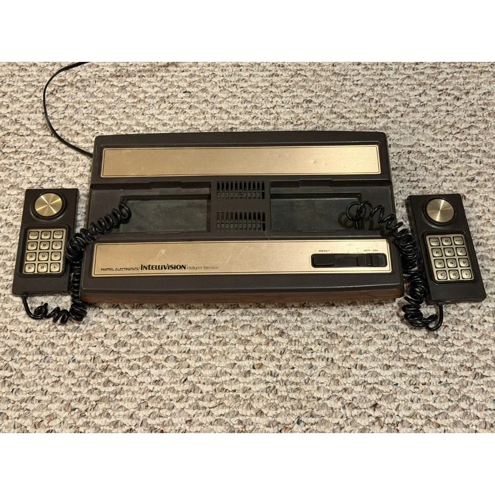 Mattel Electronics Intellivision Home Console Complete Tested Working BU